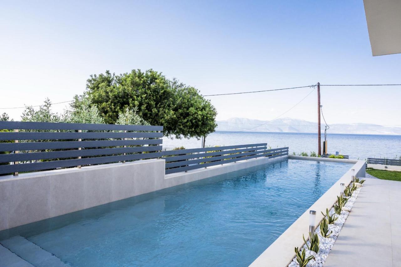 Theros Suites Dhiminio Bagian luar foto