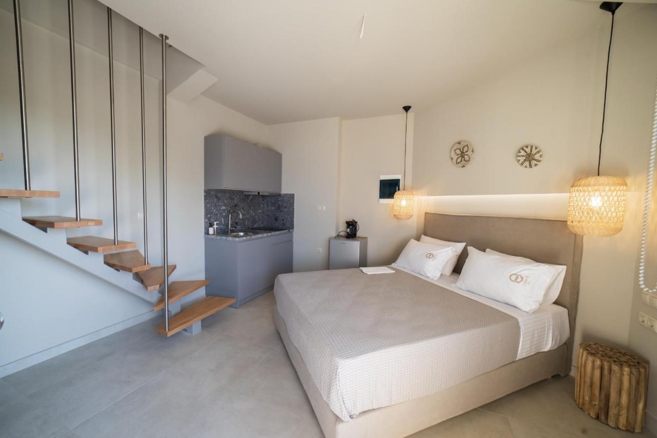 Theros Suites Dhiminio Bagian luar foto