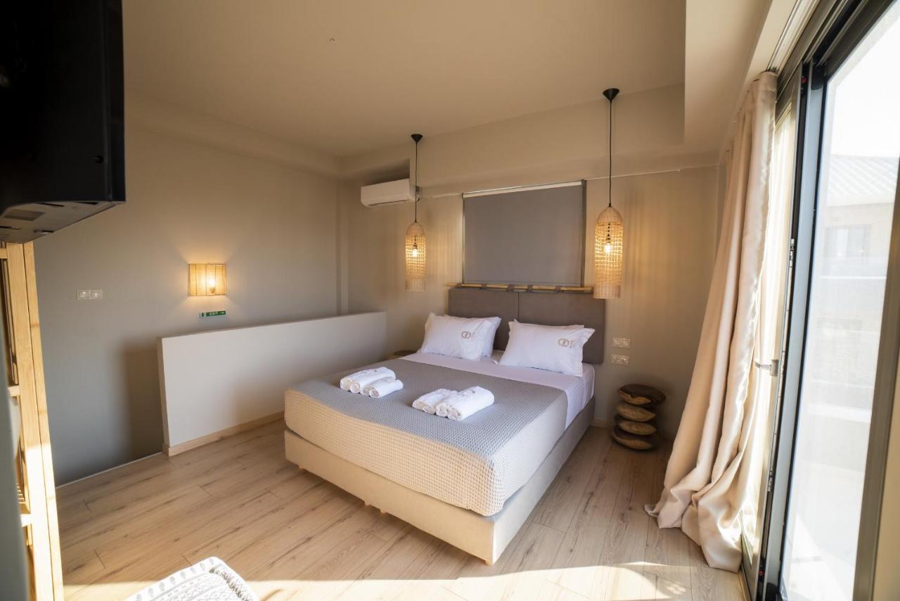 Theros Suites Dhiminio Bagian luar foto