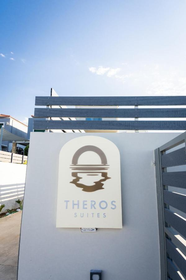 Theros Suites Dhiminio Bagian luar foto