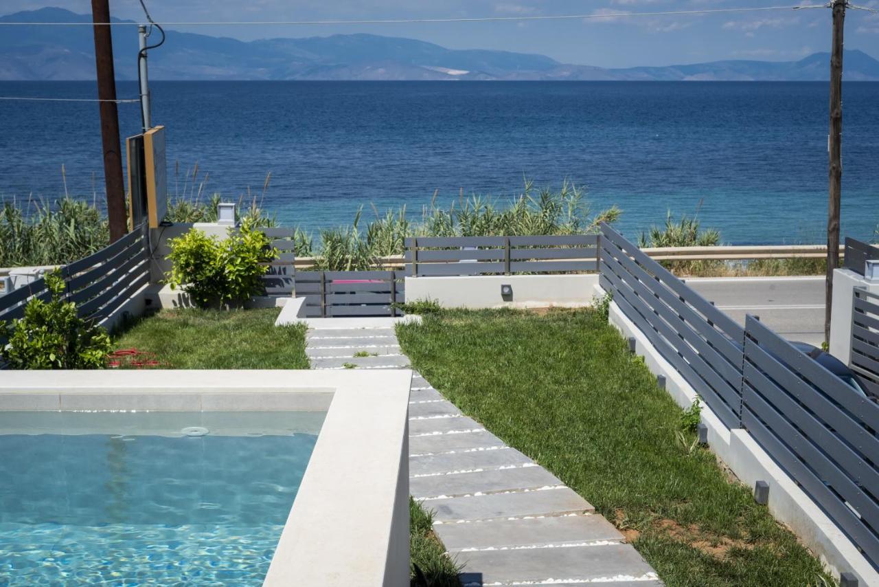 Theros Suites Dhiminio Bagian luar foto