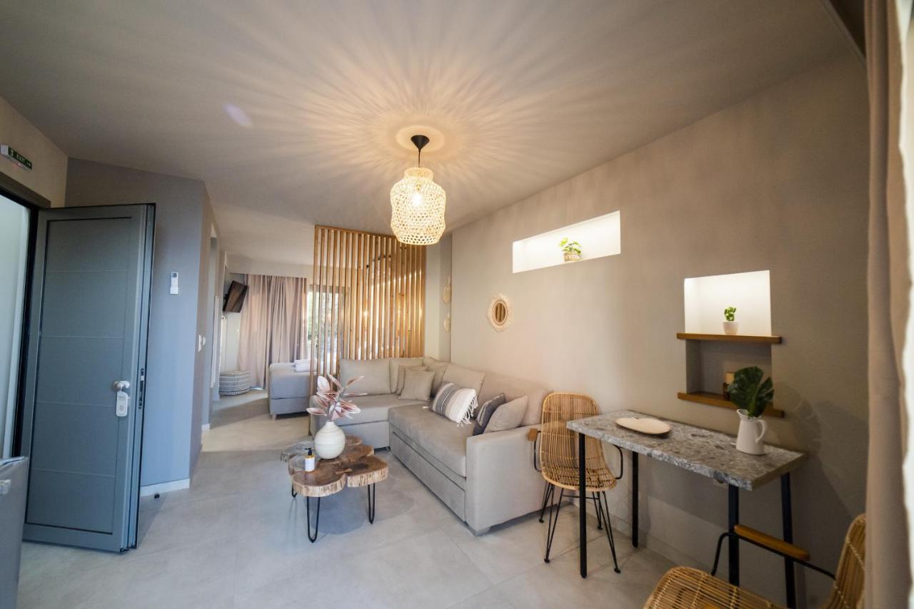 Theros Suites Dhiminio Bagian luar foto