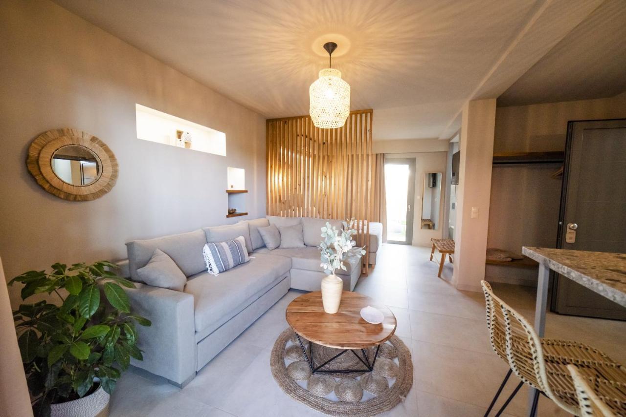 Theros Suites Dhiminio Bagian luar foto