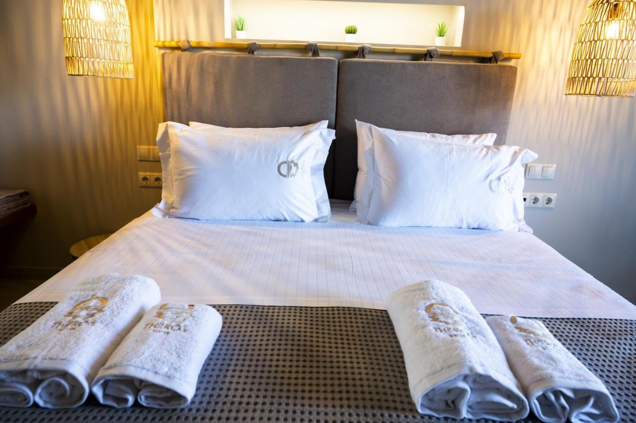 Theros Suites Dhiminio Bagian luar foto